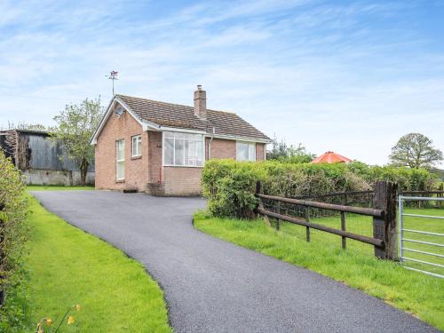 Builth Wells House | Cambrian Mountain View