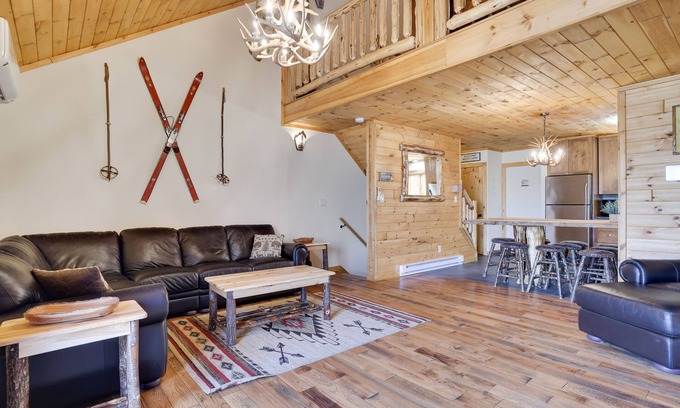 Tannersville House | CAMELBACK CABIN 20 in POCONOS