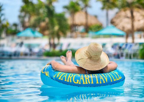 Auburndale Resort | Camp Margaritaville Auburndale RV Resort and Cabana Cabins