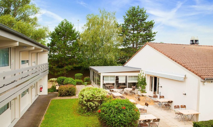 Chaintre Hotel | Campanile Macon Sud - Chaintre