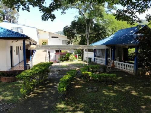 Villeta Hotel | Campestre el Salitre Villeta