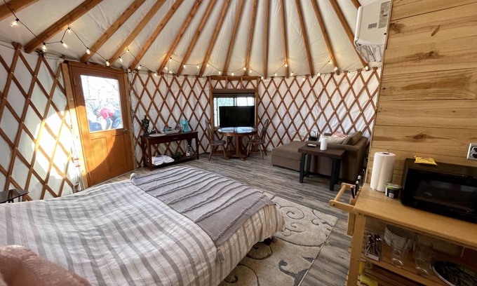 Mineral Wells Other | Camping ∙ 1 bedroom ∙ 3 guests