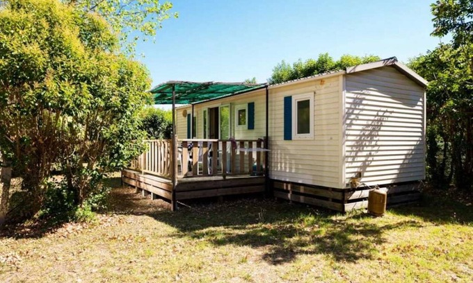 Montolieu House | Camping 3 étoiles - Piscine - ccbadac