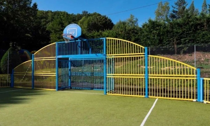 Carennac House | Camping 4 étoiles - Piscine - eebigg