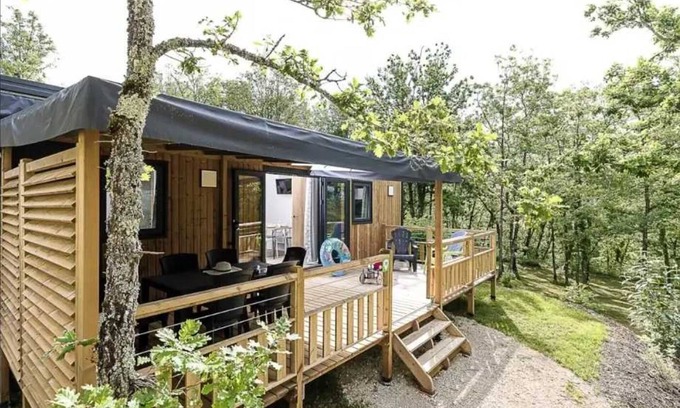 Loupiac House | Camping 4 étoiles - Piscine - efdbdg