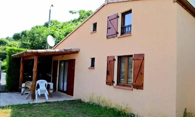 Saint-Rome-de-Tarn Villa | Camping de la Cascade * - House-Chalet 45m2 - Comfortable - TV - Washing machine - Sunbeds (July and August : Sunday/Sunday) 6 people