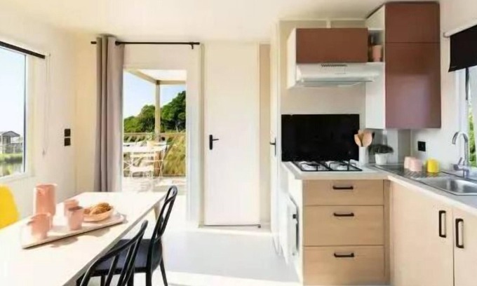 Peigney House | Camping de la Liez * - Mobile home New Family 3 Rooms 4 People Air-conditioned