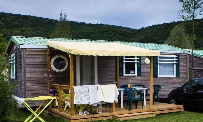Ornans House | Camping Ecologique la Roche d'Ully* - Cottage Séquanie 4 rooms 6 people