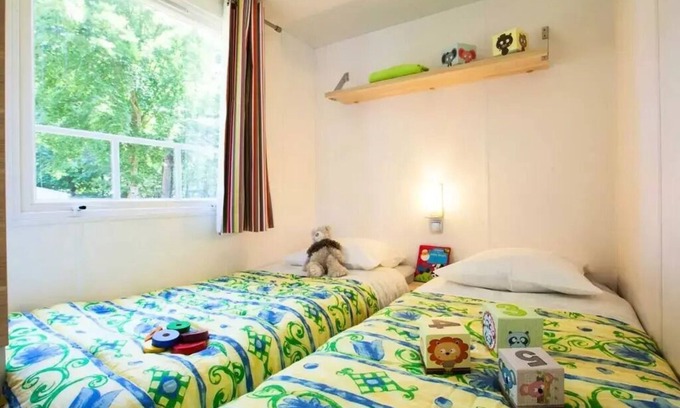 Saint-Julien-des-Landes House | Camping Château la Forêt* - Mobile Home 4 rooms 6 people