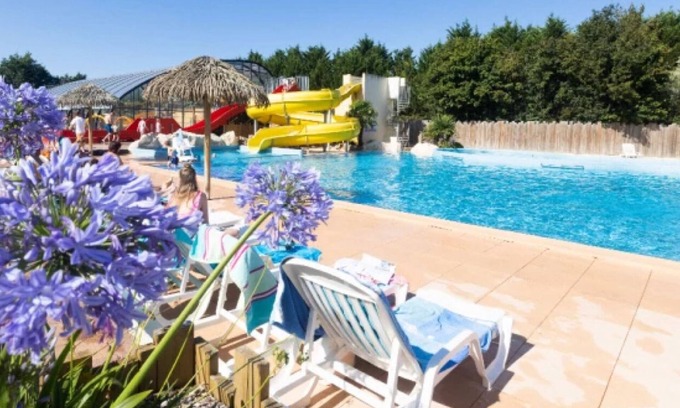 Saint-Julien-des-Landes House | Camping 5 étoiles - Piscine - eebdbf