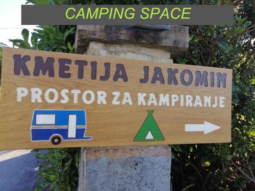 Kubed Other | Camping Jakomin
