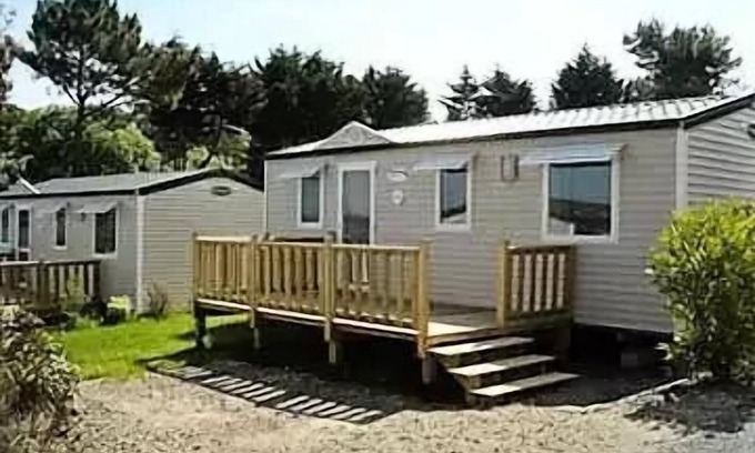Binic House | Camping Le Panoramic* - Mobile Home 4 Rooms 6 People