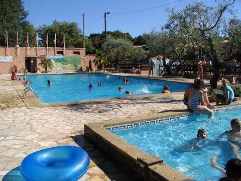 Laurens RV Rental | Camping L'oliveraie - Sunroller