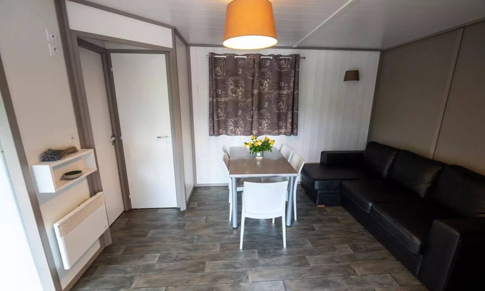 Die Ski Chalet | Camping La Pinède* - 4 room chalet for 7 people
