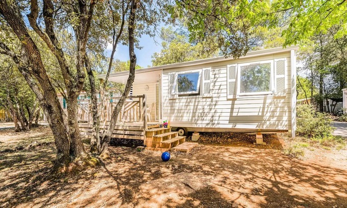 Regusse House | Camping Les Lacs du Verdon * - Mobile home Comfort 3 rooms 4 adults + 2 children with air conditioning