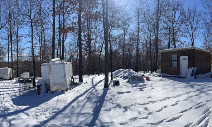 Harrison RV Rental | Camping, off grid… Generator and water provided.
