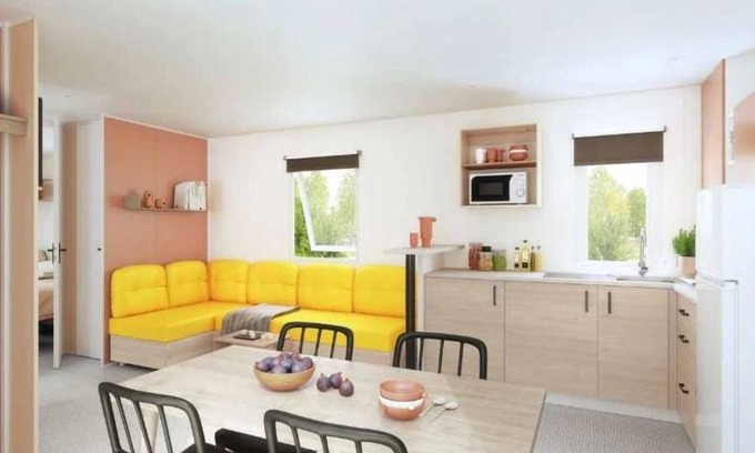 Ambon House | Camping - Parc aquatique - ccafgih