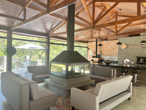 Delfim Moreira House | Campo Florido