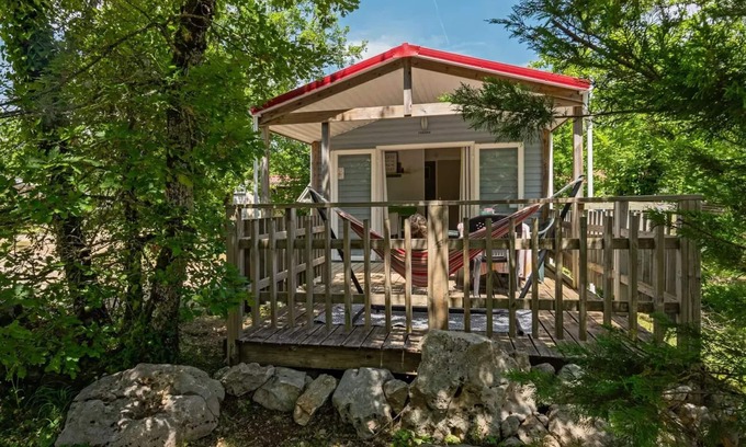 Saint-Antonin Noble Val House | Campsite Les 3 Cantons* - Mobile home Aveyron 3 rooms 4 persons