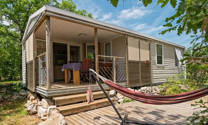 Saint-Antonin Noble Val House | Campsite Les 3 Cantons* - Mobile home Midi Pyrenees 4 rooms 6 persons