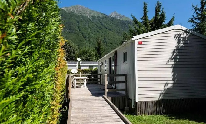 Le Bourg-d'Oisans House | Campsite Le Château de Rochetaillé * - Mobil home Comfort PMR - 2 bedrooms 4 people