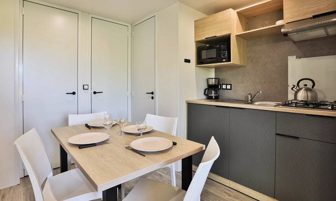 Angles Ski Chalet | Campsite Le Clos Cottet* - Chalet Comfort 3 rooms 4 people air-conditioned