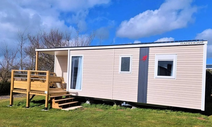 Balleroy House | Campsite Le Clos de Balleroy * - Mobil Home Lodge 83 Comfort plus 3 bedrooms - 28 m2 + integrated terrace of 8 m 6 people