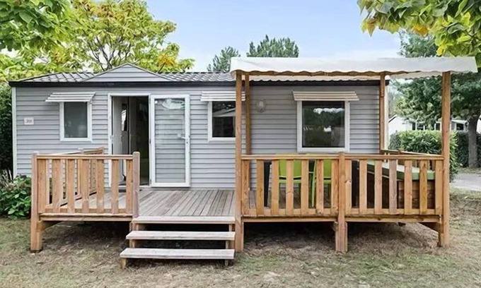 La Roque-d'Antheron House | Campsite Le Domaine des Iscles* - Classic XL 4-room mobile home for 6 people