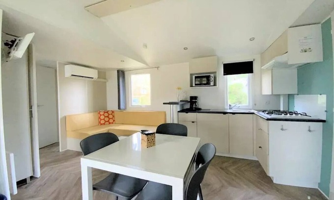 Saint-Leu-dEsserent House | Campsite Le Pré des Moines * - Mobile home SESAME + 4 bedrooms 2 to 10 people - 2 pers. included in the tariff