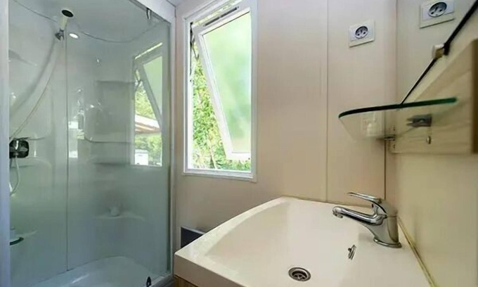 Cadenet House | Campsite Le Val de Durance * - Mobile home Comfort 4 rooms 6 people air-conditioned