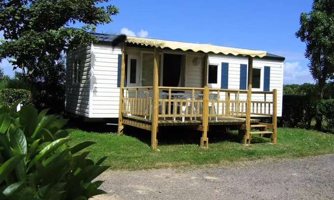 Laurac-en-Vivarais House | Campsite Saint-Amand* - Mobil home Confort 4 rooms 6 people