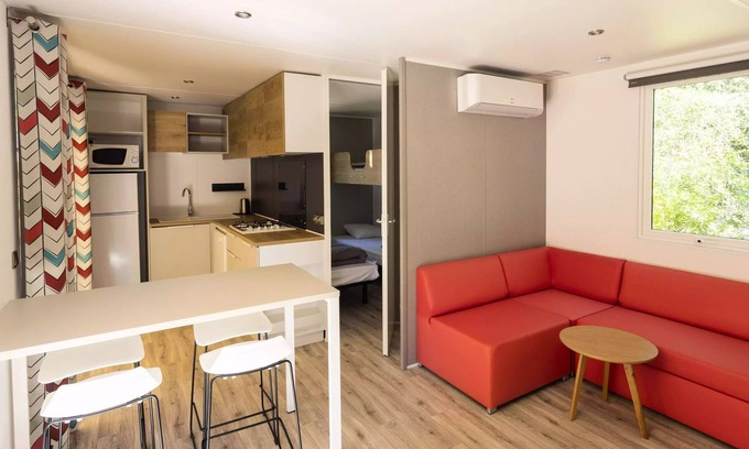 Servies House | Campsite Saint Pierre de Rousieux**** - Large Mobile Home 3 Rooms 5 People Air Conditioned