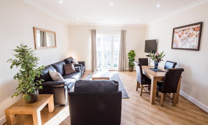Cambridge Apartment | Camstay Longworth Avenue