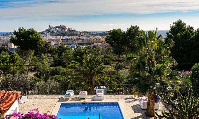 Ibiza Town Villa | CAN PEP, large Ibizan villa with private pool and BBQ.