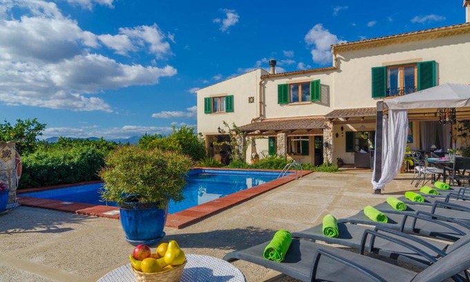 Muro Villa | Can Rius