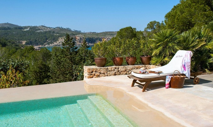 Sant Joan de Labritja Villa | Can Xarraca - Six Bedroom Villa, Sleeps 12