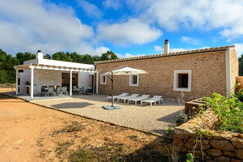 Pilar de la Mola House | Can Xumeu Ferrer