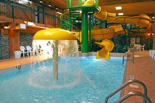Portage La Prairie Hotel | Canad Inns Destination Centre Portage la Prairie