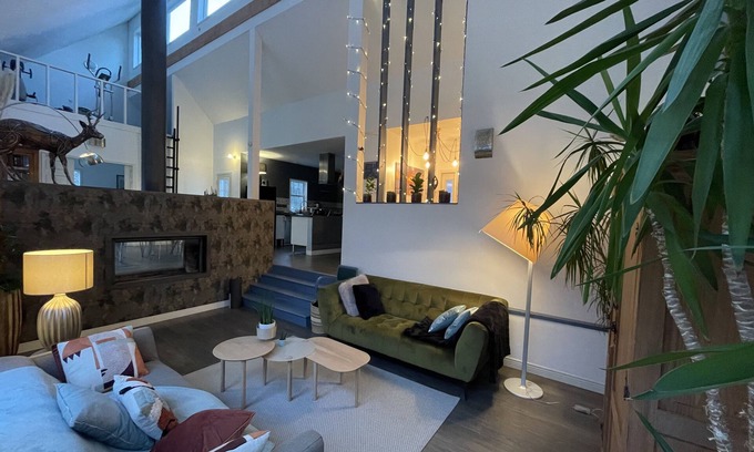 Crozon House | CANADIAN HOUSE BEAUTIFUL VOLUME CROZON MORGAT THE HEART OF WOOD KADOR