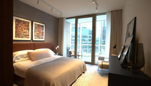 Canary Wharf Apartment | Canary Wharf Spacious Luxury Apartment