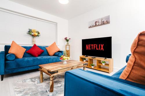 Hemel Hempstead Apartment | Candlefield house, contractors, business travelers, families, free parking