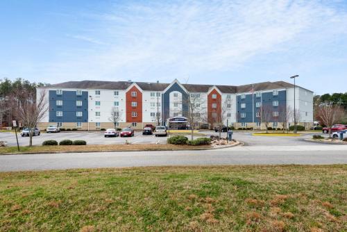 Western Branch North Hotel | Candlewood Suites Chesapeake-Suffolk by IHG