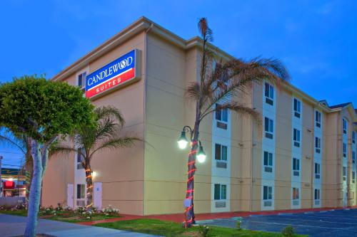 Hawthorne Hotel | Candlewood Suites LAX Hawthorne by IHG