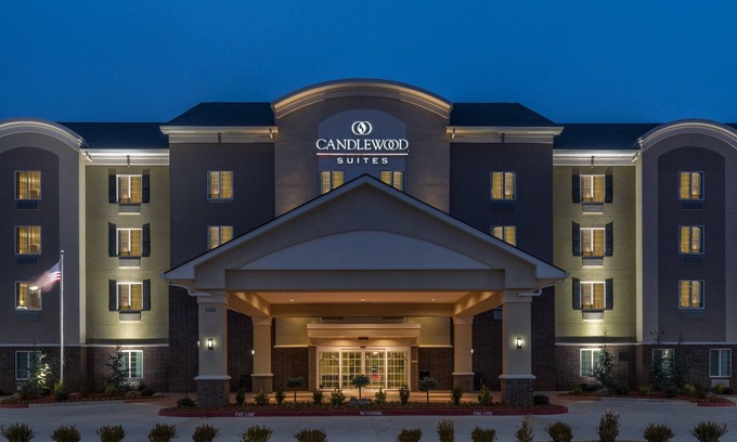 Del City Hotel | Candlewood Suites Midwest City by IHG