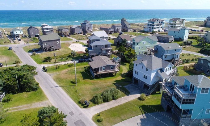 Hatteras House | Cane Salato 4 bedroom Home in Hatteras Colony South