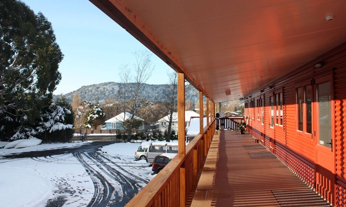 Ohakune Hotel | Canoe Safaris Lodge
