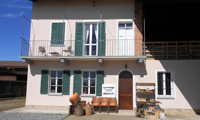 Cherasco Bed & Breakfast | Cantine Cinematografiche