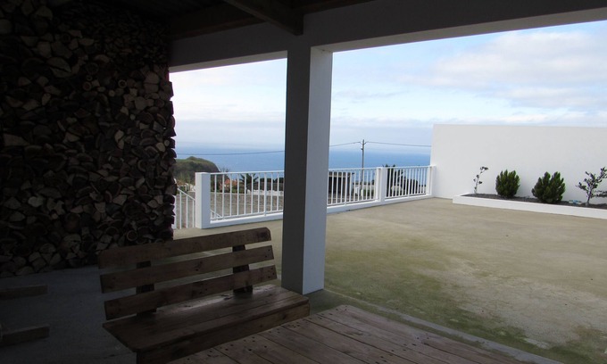 Achadinha Villa | Cantinho da Ilha - Guest House