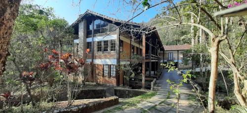 Portao House | Canto das Águas Atibaia