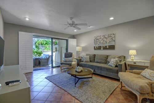 Canyon Corridor House | Canyon Granada Hideaway